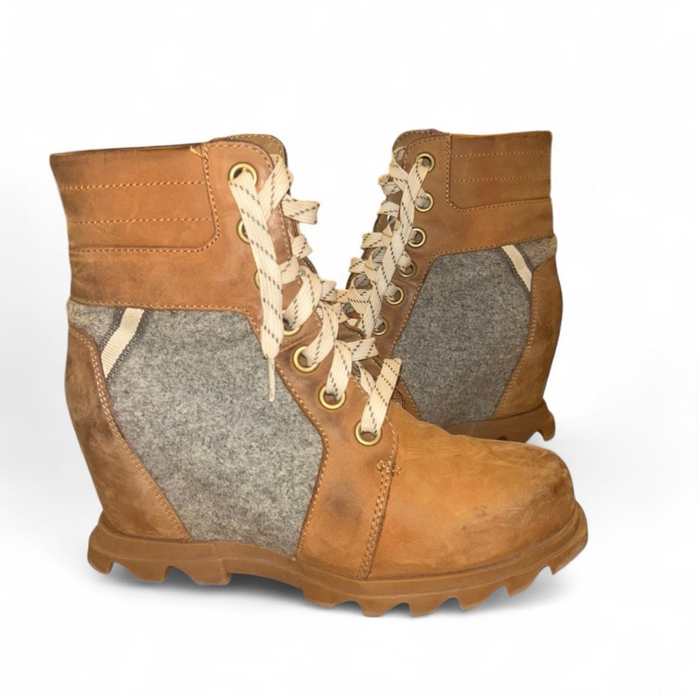 Sorel
Leather Lace-Up Boots
Women's Size: 7.5 | US 7.5